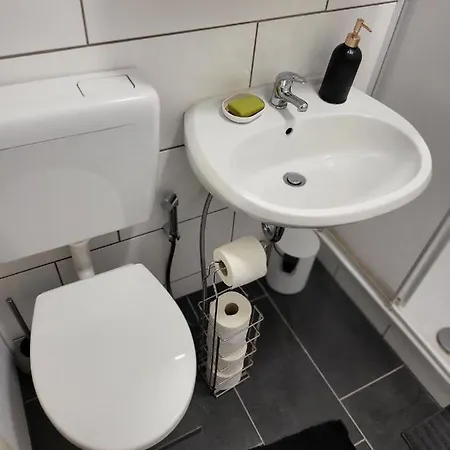 Cosy Flat With Mercatorstrasse View Netflix-wifi * Duisburg