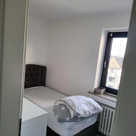 Cosy Flat With Mercatorstrasse View Netflix-wifi Apartment Duisburg